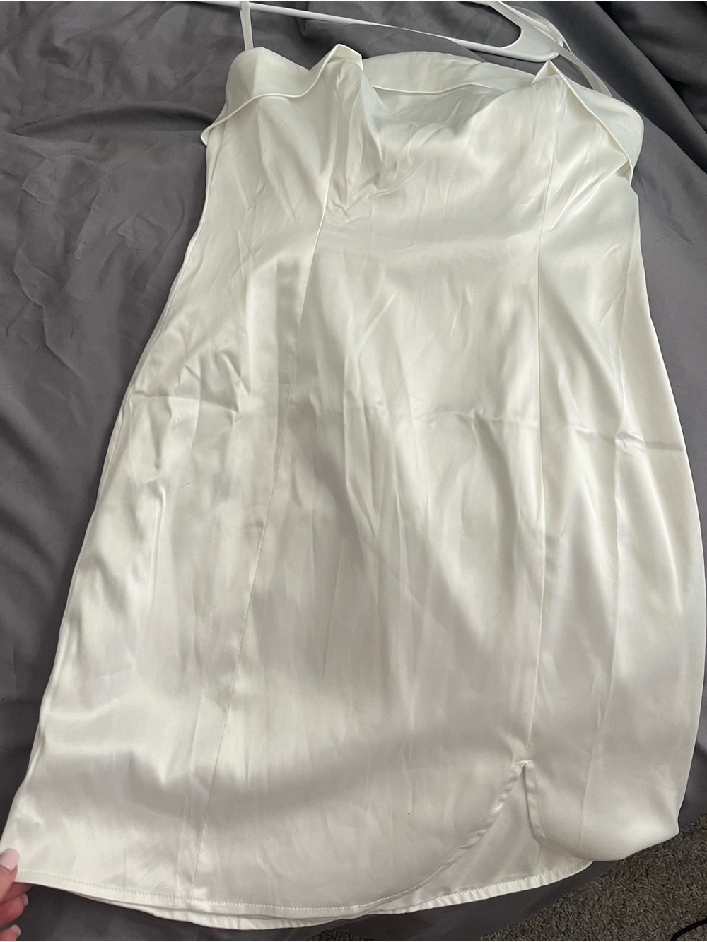 Selfie Leslie Strapless Satin Slip Dress in White